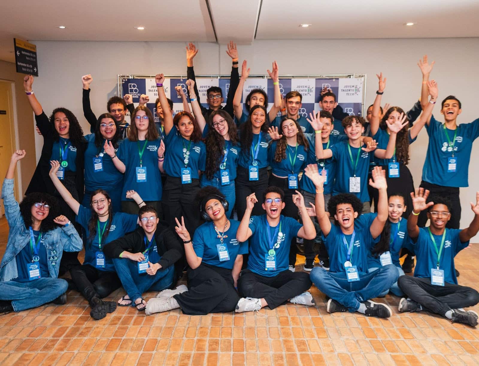 Grupo reunido no camp da Unicamp em 2024